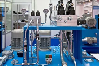 راهکارهای بهینه‌سازی مصرف انرژی در سیستم‌های هیدرولیکی